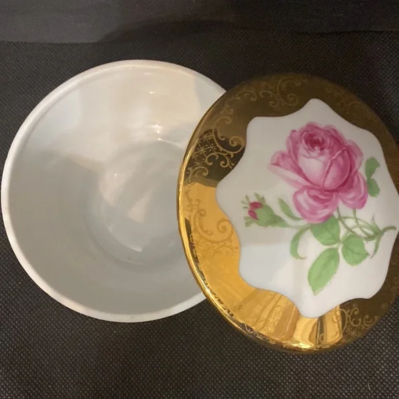 Vintage Porcelain Limoges France Hand Painted Gold Trim Trinket or Candy Dish